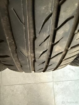 Predám pneu Matador 205/65R15 - 4