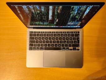 MacBook Air 2020 | i5 • 16GB • 256GB SSD - 4