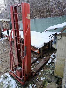 Ručný vysokozdvižný paletovaci vozik - 4