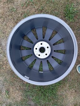 1ks alu disk Audi A8 19"X8,5 - 4