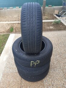Letne pneu 215 60 r16 - 4