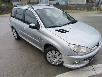 Peugeot 206SW - 4