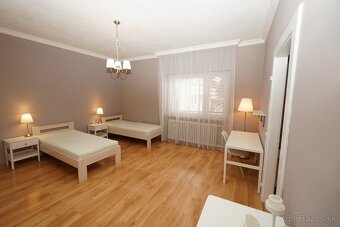 Luxusný 3i byt s vlastným parkovaním a pr. pivnicou-Centr. - 4