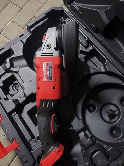 MILWAUKEE M18 FUEL™ ONE-KEY™ 230 mm veľká uhlová brúska - 4