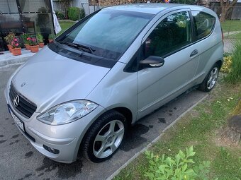 Mercedes A 150 - 4