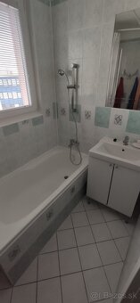 Ponúkam izbu v Trnave na prenájom - 4