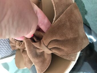 UGG original kožené damske sandálky veľkosť 39 - 4