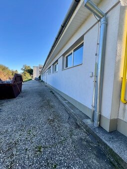 Na predaj 2 prepojené haly 1200 m2 v Dolnom Ohaji - 4