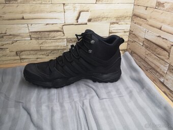 Adidas 49 1/3 - pánske gore-tex topánky Terrex Swift R2 Mid - 4