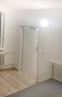 Ponúkame na prenájom jednoizbový byt na Považskej ulici. - 4