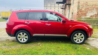 Mitsubishi Outlander 2.0DI-D 4x4 - 4