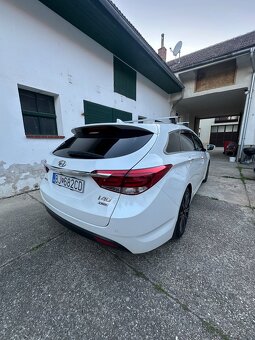 Hyundai I40 automat 1,7 104kw už po fl - 4