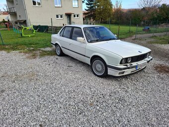 Bmw e30 - 4