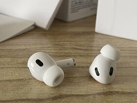 AirPods PRO 2 - 4