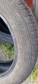Letne gumy barum 185/55 R15 - 4