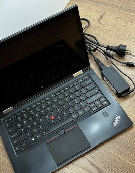 Lenovo ThinkPad X1 Yoga (360°) •i7 •16GB •Stylus - 4