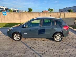 Renault Clio Grandtour - 4