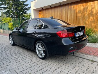 Predám BMW 320d xDrive A/T M packet - 4