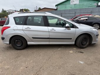 PEUGEOT 308 SW r. 2010 - 4