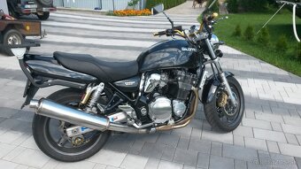 Suzuki Inazuma GSX 1200 - 4
