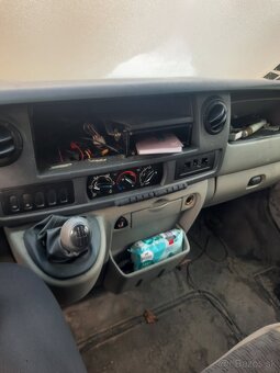 Renault master 2.5 DCI 107kw - 4