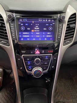 Nove Android 2025 dotykove autoradia s navi + MONTAZ - 4