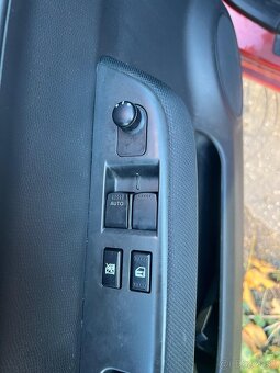 Rozpredám na náhradné diely Suzuki Swift 1.3 M13A 1.5 M15A - 4