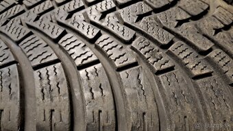 Predám 4ks jazdené zimné 225/60r18-104V Falken - 4