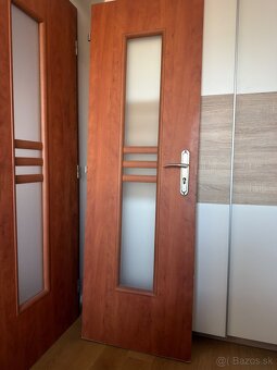 NA PREDAJ Dvere - 4