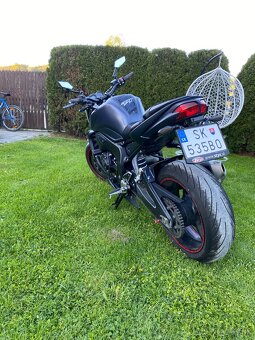 Yamaha fz1 - 4