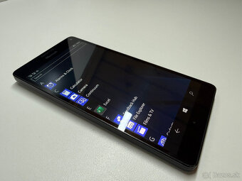Microsoft Lumia 950 XL - 4