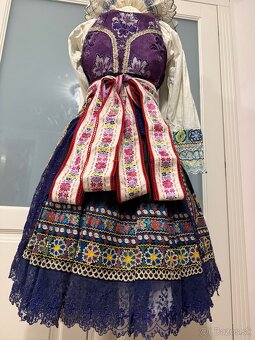 Kroj - krásny starý kroj na predaj - 4