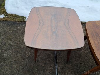 Staré stolíky a kreslo - 4