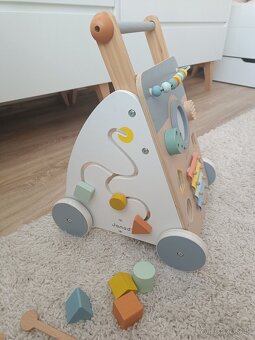 Drevené chodítko Janod - 4