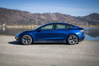 Tesla 3 Long Range, Premium Sound, Ťažné, Deep Blue Met, DPH - 4