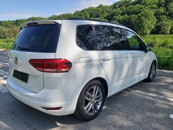 VOLKSWAGEN TOURAN 2,0 TDI - 4