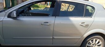 Opel astra - 4