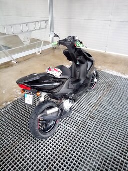 Yamaha aerox - 4
