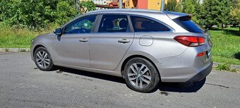 Hyundai i30 CW 1.4 T-GDI - 4