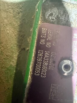 John Deere S200V - 4