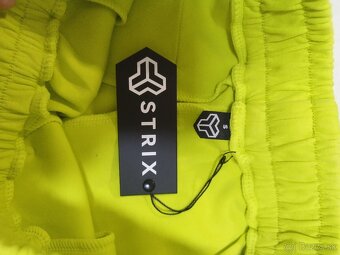 Strix Relaxed Chartreuse - 4