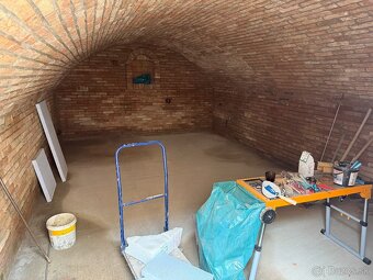 Ramenaty vinna pivnica tehla - 4