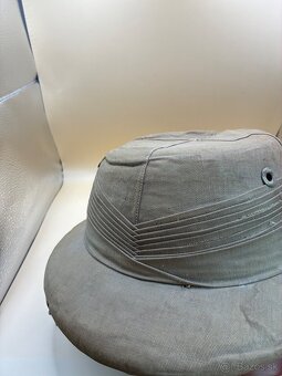 Tropická helma (Pith Helmet) – C. Magri & Sons, - 4