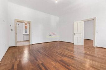 Výnimočný, priestranný 3 izbový byt pri Prezidentskom paláci - 4