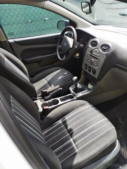 Ford Focus - 4