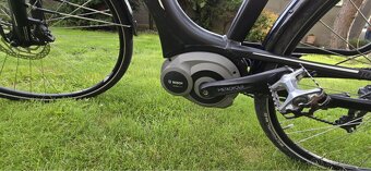 Elektrobicykel značky Cube - 4