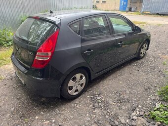 Hyundai i30 1,4 benzin 2011 - 4