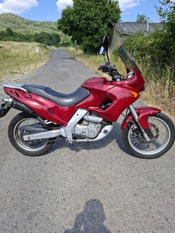 Aprilia pegaso 650 - 4
