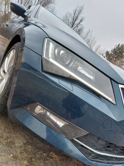 Škoda Superb combi 2.0 TDi DSG - 4
