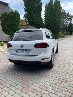 Touareg 4.2 V8 TDI Tiptronic - 4